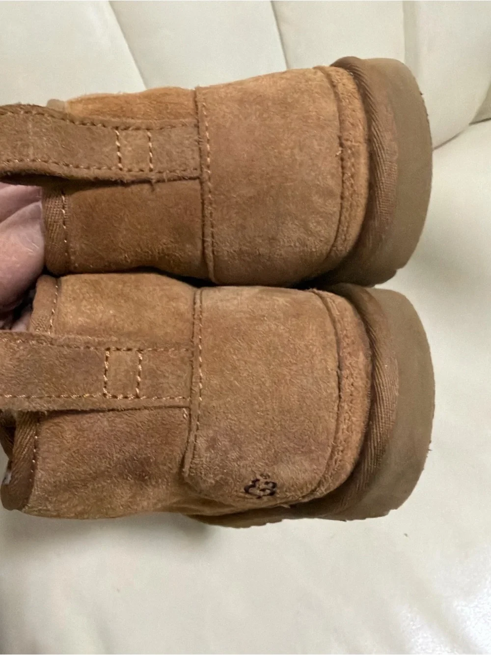 UGG Men's Chestnut Suede Lace-Up Chukka Boots